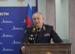 Замминистра МВД РФ Александр Кравченко провёл итоговую пресс-конференцию в Волгограде: о преемнике, женщинах и «Роторе»