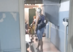 Тесты на COVID-19 зовут сдавать в заброшенный подвал поликлиники в Волгоградской области: видео