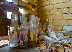 Под Волгоградом распитие алкоголя закончилось смертью двух человек и отравлением четверых
