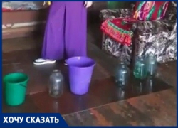 Волгоградцы четверть века собирают дождевую воду по банкам и ждут помощи от Путина