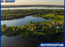 Элитные дачи в пойме под Волгоградом сняли с высоты