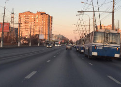 В Волгограде в час пик остановились троллейбусы в сторону Спартановки
