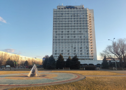 Труп нашли в парке в центре Волжского
