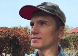 «Принимают по 5 человек, в очереди - больше 50»: волгоградский политик заболел COVID-19 и выявил бесполезность экспресс-тестирования