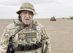 "Мало кто поверит в его гибель": волгоградцы о будущем России после крушения самолета с Пригожиным 