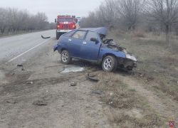 Водитель погиб в жутком лобовом ДТП с Haval под Волгоградом: видео с места 