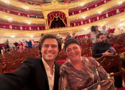 «Сплошная интеллигенция»: Прохор Шаляпин сводил приехавшую из Волгограда маму в Большой театр 