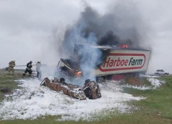 Женщина сгорела в УАЗике на трассе Волгоград – Элиста: видео