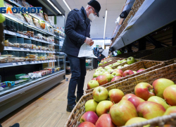 Уволенный сотрудник «Радежа» ограбил супермаркет и устроил стрельбу по охранникам в Волгограде