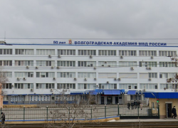 Двух курсанток через суд восстановили в Волгоградской академии МВД