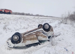 Обгон на снежной трассе обернулся смертельной трагедией под Волгоградом