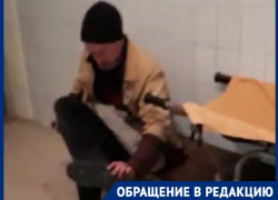 Бездомные украли ключи от больницы №22 и приходят туда распивать спиртное: пациенты и персонал в ужасе