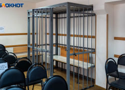 Неудачный разговор: парень начал бить девушку ножом на улице Волгограда