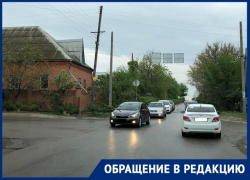 Светофор на Ангарском странный предмет: вроде бы есть, а вроде бы нет, - волгоградка об обещании администрации