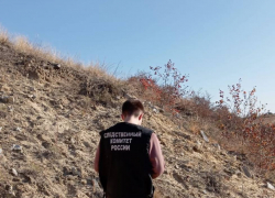 Пятиклассницу насмерть завалило грунтом в песчаном овраге под Волгоградом