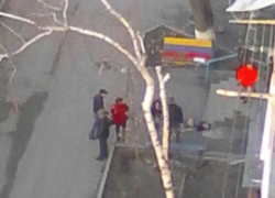 Мужчина пролетел 5 этажей и остался жив в Волгограде