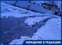 Крупный прорыв водопровода топит СНТ в Волгограде