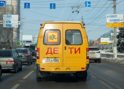 В Волгограде специально неправильно устанавливают дорожные знаки, чтобы обогащаться, - общественник