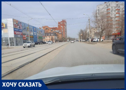 Скоро все превратится в грунтовку: грязные дороги Волгограда показал житель