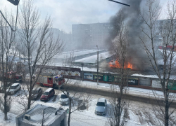 Рынок "Олимпия" загорелся в Волгограде