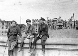 Рассекреченные постановления Сталинградской битвы: секретарь райкома из-за слухов  сжег тракторы в хуторе