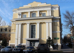 Мэрия Волгограда задолжала лизинговой компании более 25 млн рублей