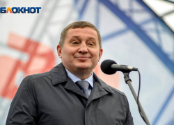Чуда не произошло: Андрей Бочаров вновь оказался самым узнаваемым политиком региона