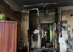 20 человек эвакуировали из горящего общежития в Волгограде