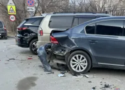 Зумерша на иномарке устроила автопогром в Волгограде 