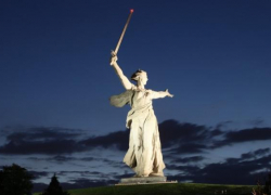 Календарь: 8 мая 1965 года Волгограду присвоено звание города-героя