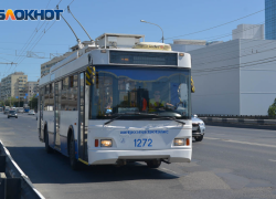 Пассажирка попала в больницу после поездки на троллейбусе в Волгограде 