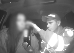 «Шальная императрица» под градусом попалась на угнанном авто под Волгоградом: видео