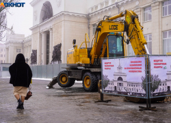 Школу на острове Сарпинский отправили на дистант из-за ледового коллапса 