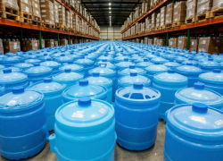 Торговлю мартини в десятилитровых баклажках пресекли под Волгоградом