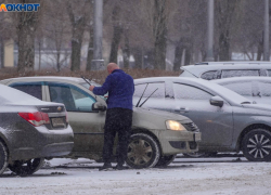 Выдача автокредитов в Волгоградской области рухнула на рекордные 49,9%