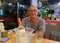 "Получал зарплату в одной кассе с Зюгановым": создавший партию любителей пива экс-вице-мэр Волгограда рассказал о знакомстве с Рогозиным 