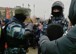 Задержания начались на площади Ленина в Волгограде