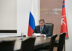 Стал известен годовой доход семьи губернатора Волгоградской области