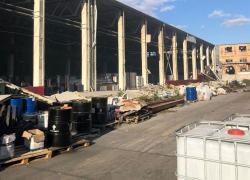 Стало известно о первых жертвах взрыва завода на юге Волгограда