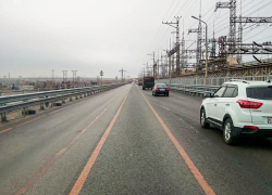 Движение транспорта полностью открыто на мосту Волжской ГЭС