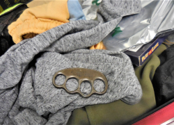 Мужчина с самодельным оружием задержан в аэропорту Волгограда 