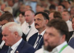 Проблем полно, но о них молчали: правдоруб из Госдумы раскрыл глаза министру Оксане Лут 