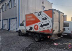 У сбросившего мусор в центре Волгограда водителя забрали ГАЗель 