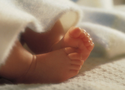 Подросток хотел искупать брата: в Волгограде 8-месячный младенец умер на дне ванны