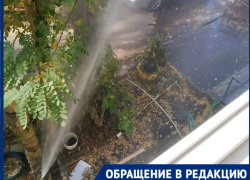 Фонтан из кипятка с пятиэтажный дом во дворе Волгограда попал на видео