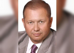 Суд Волгограда ограничил экс-депутату Алексею Звереву срок для изучения почти 1900 томов уголовного дела