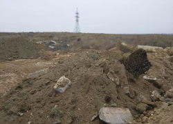 Крупная свалка появилась в волгоградской Родниковой долине