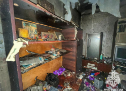 Иконы уцелели в сгоревшей квартире с трупом в Волгограде