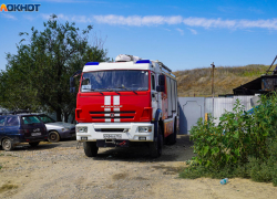 Внук погиб в частном доме в Волгограде, когда бабушка вышла во двор