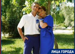 «Идти по жизни, держась за руки»: 50 лет брака отметили волгоградцы Анатолий и Ольга Худенко
